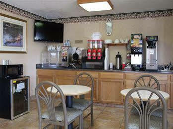Americas Value Inn&suites 2*